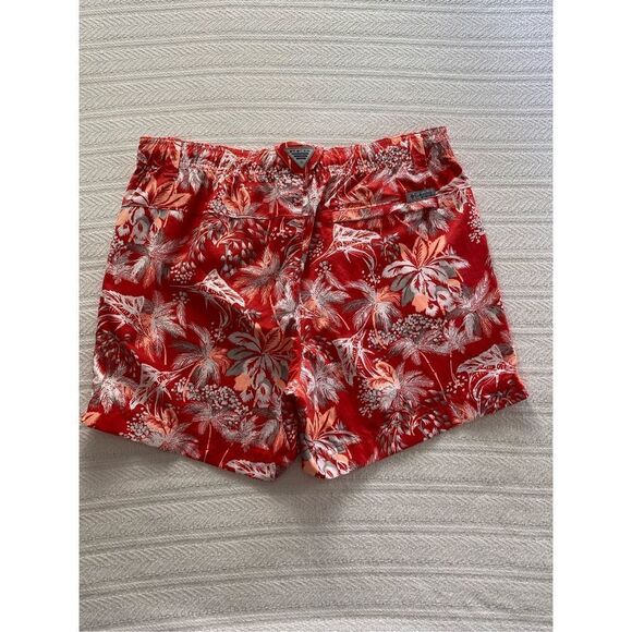 COLUMBIA WOMEN’S MEDIUM WATER SHORT IN RED HIBISCUS FESTIVE FISHIN’ PATTERN - Picture 2 of 11